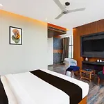 Hotel L Suite Near Delhi Airport